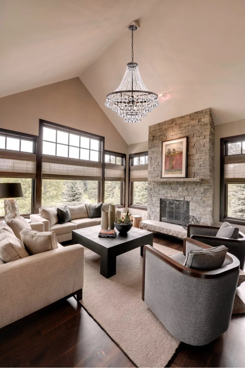 Eaghan 4 - Light Dimmable Empire Chandelier - Image 3